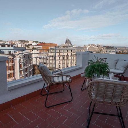 Friendly Rentals Gran Via Барселона Экстерьер фото