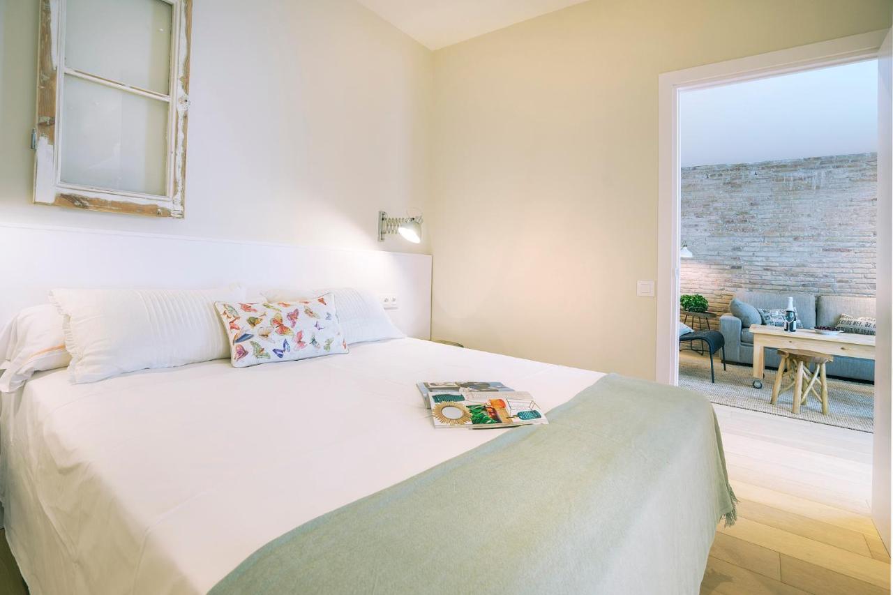 Friendly Rentals Gran Via Барселона Экстерьер фото