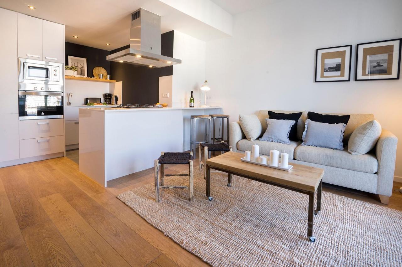 Friendly Rentals Gran Via Барселона Экстерьер фото