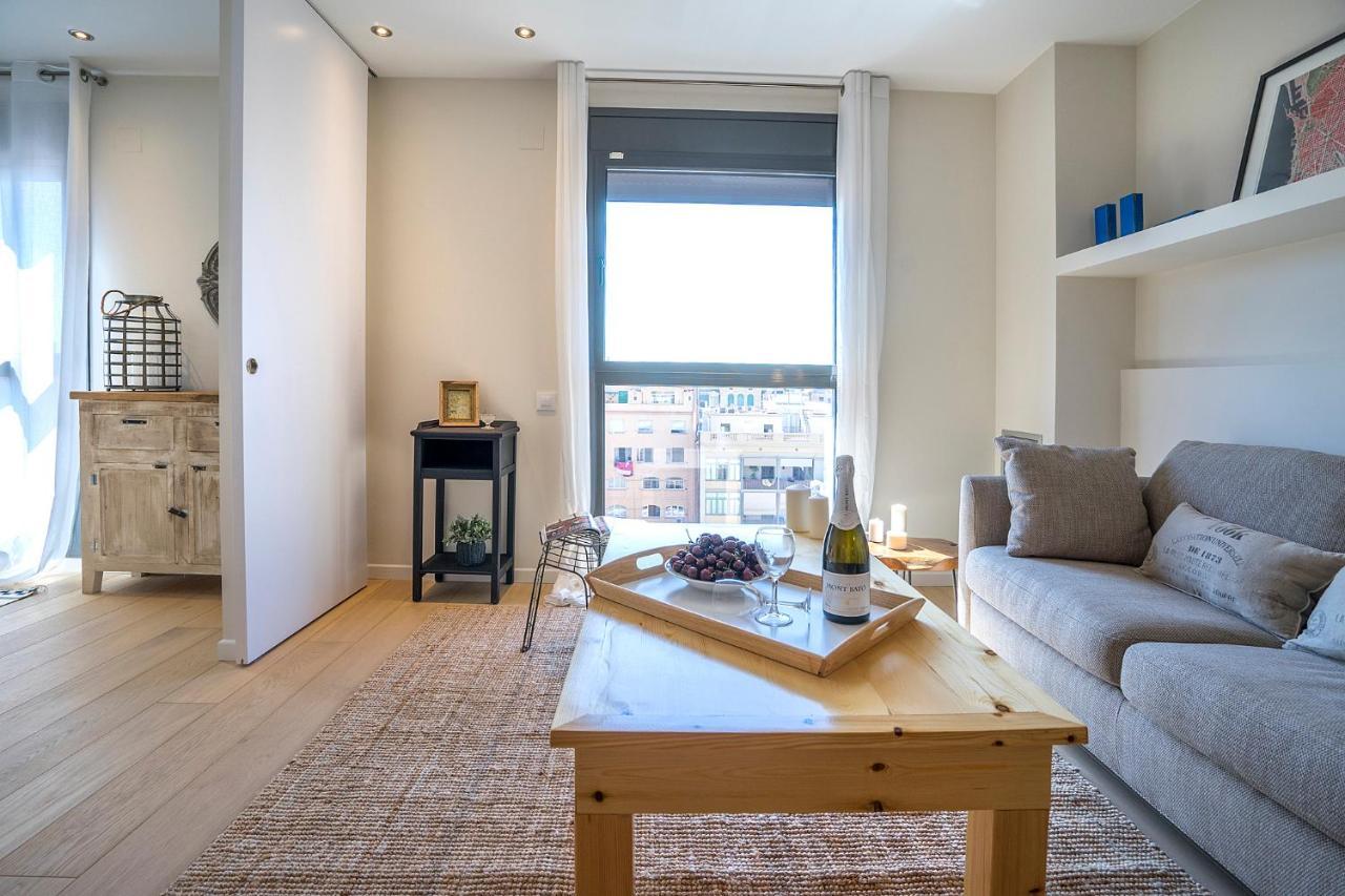 Friendly Rentals Gran Via Барселона Экстерьер фото