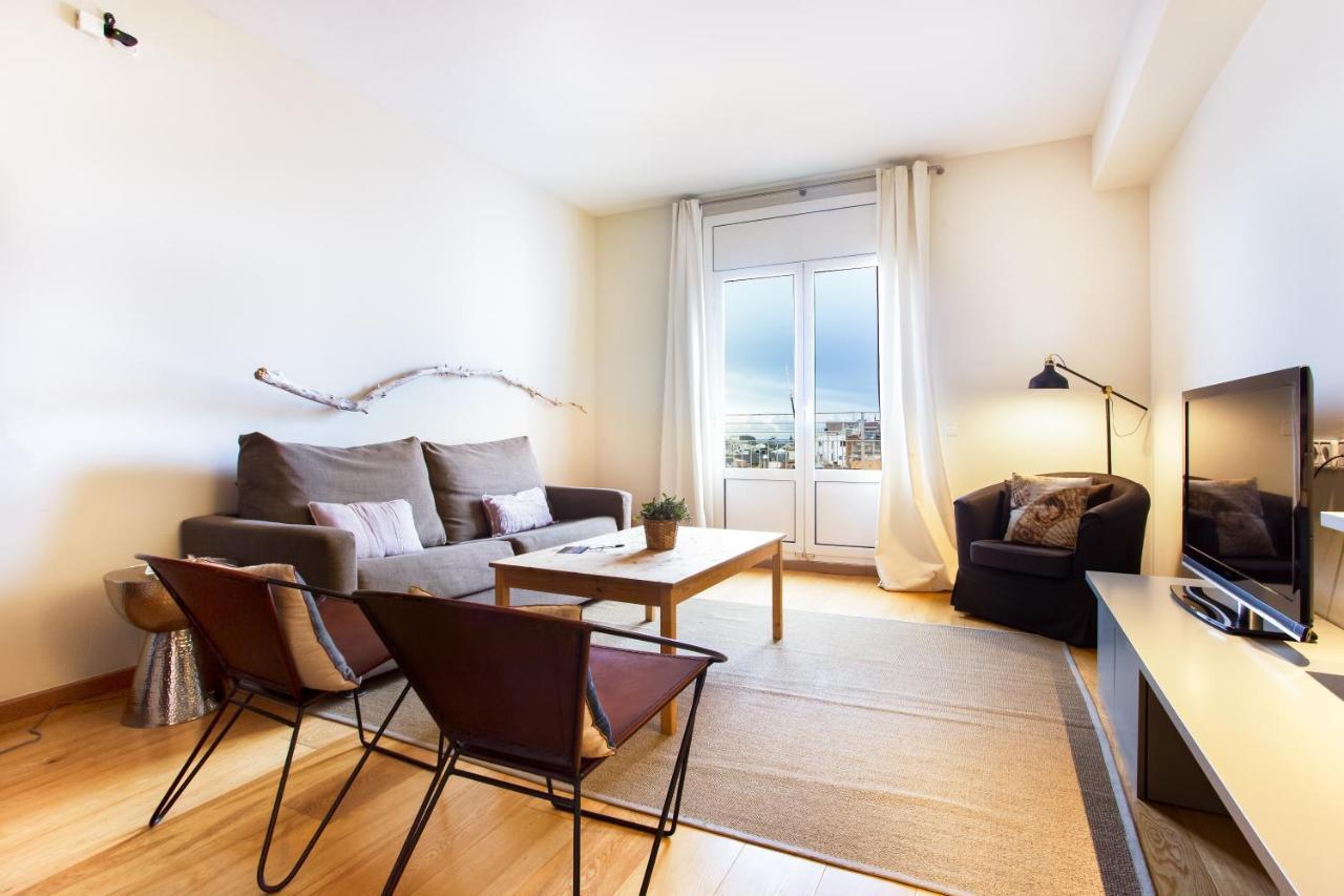 Friendly Rentals Gran Via Барселона Экстерьер фото