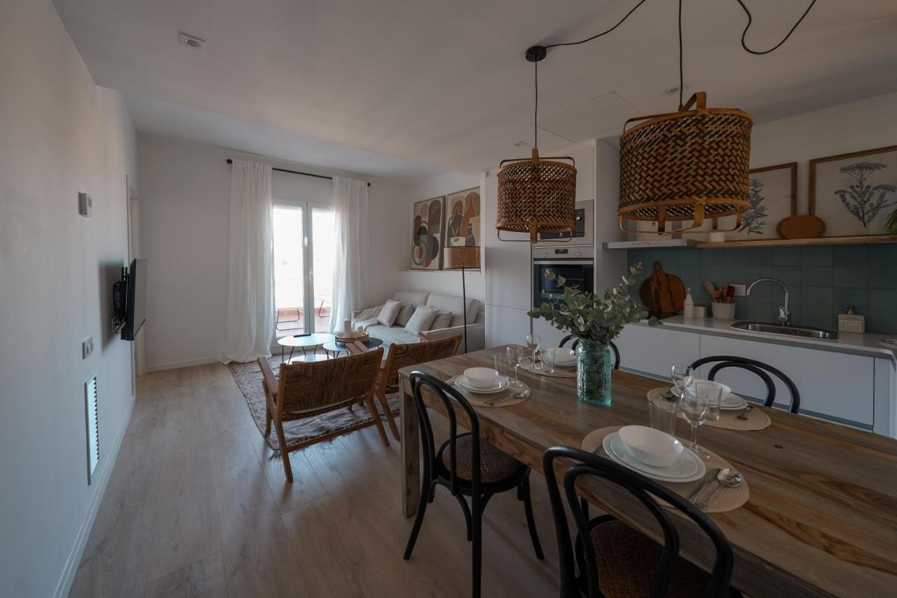 Friendly Rentals Gran Via Барселона Экстерьер фото